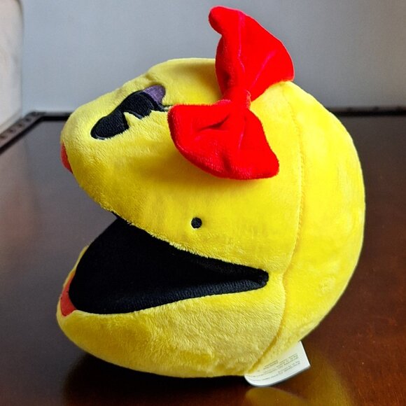 7" Ms Pac-man Plush - Picture 2 of 5